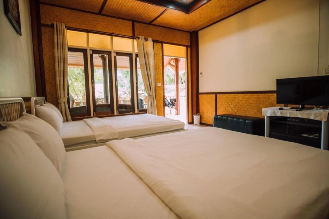 סאי יוק Baanpufa Resort מראה חיצוני תמונה
